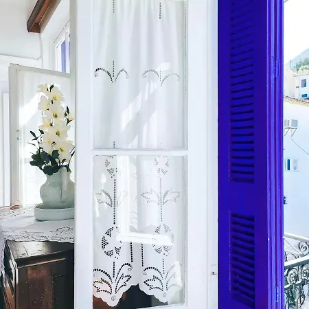 Anticlea I Dom wakacyjny